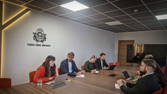 Aizvadīta VVD tikšanās ar Ārvalstu investoru padomi; pārrunāti dabas resursu izmantošanas un kontroles jautājumi