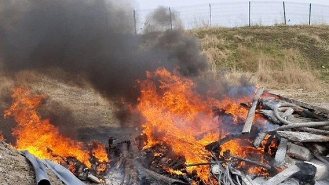 atkritumu dedzināšana