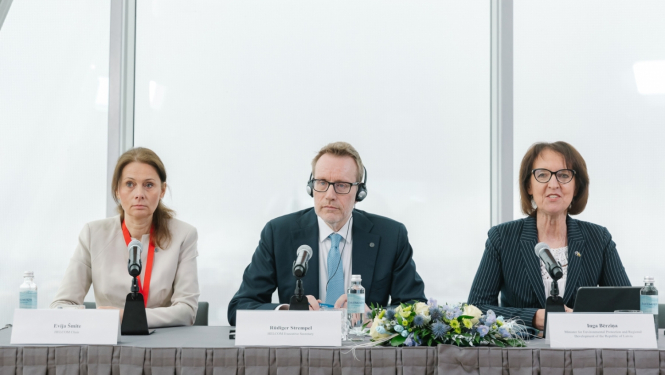 Latvija nodod Lietuvai HELCOM prezidentūru