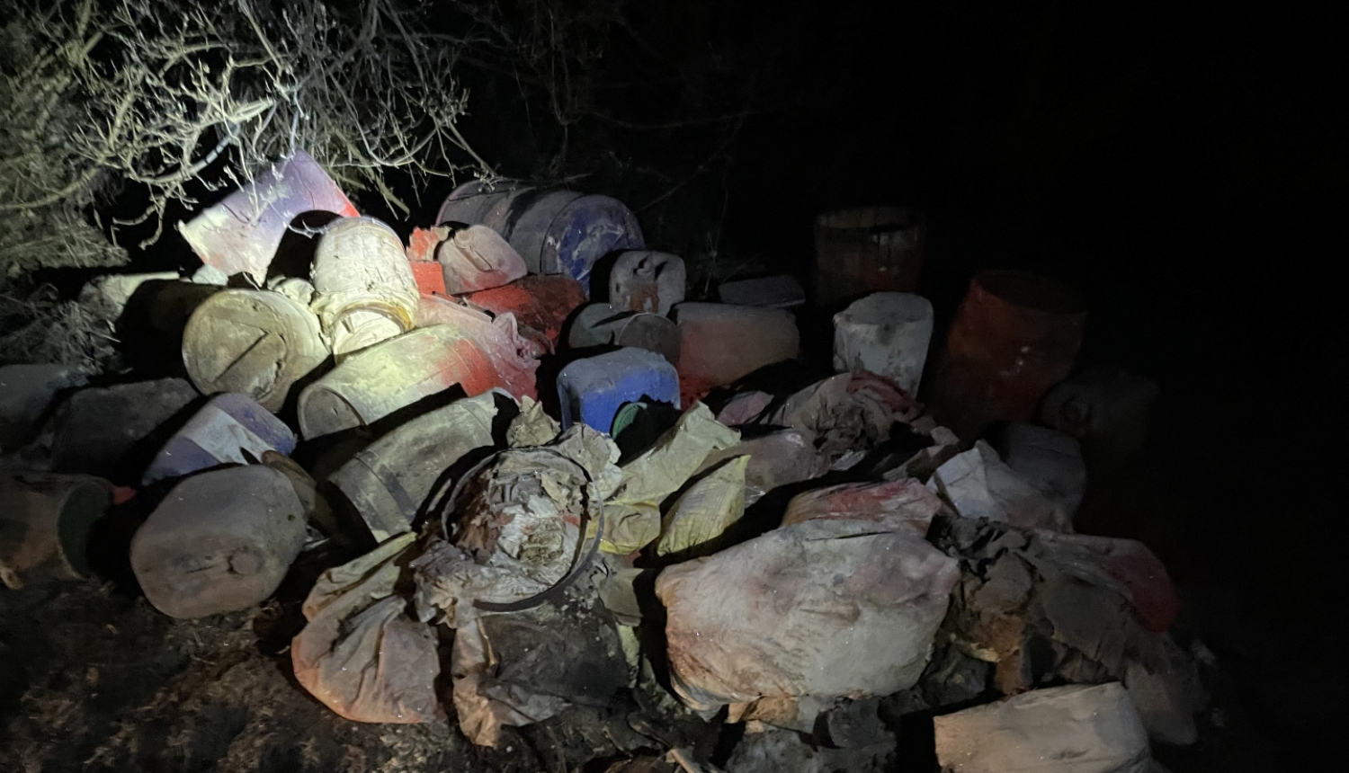 Juglas un Bukultu rajonos izgāztas ķīmiskas vielas, VVD aicina iedzīvotājus iesaistīties vainīgā noskaidrošanā 